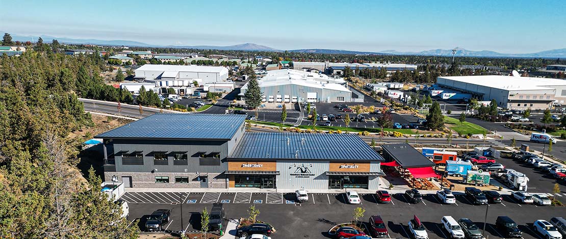 An aerial shot of the Emergency and Specialty Hospital and Ponch's Place