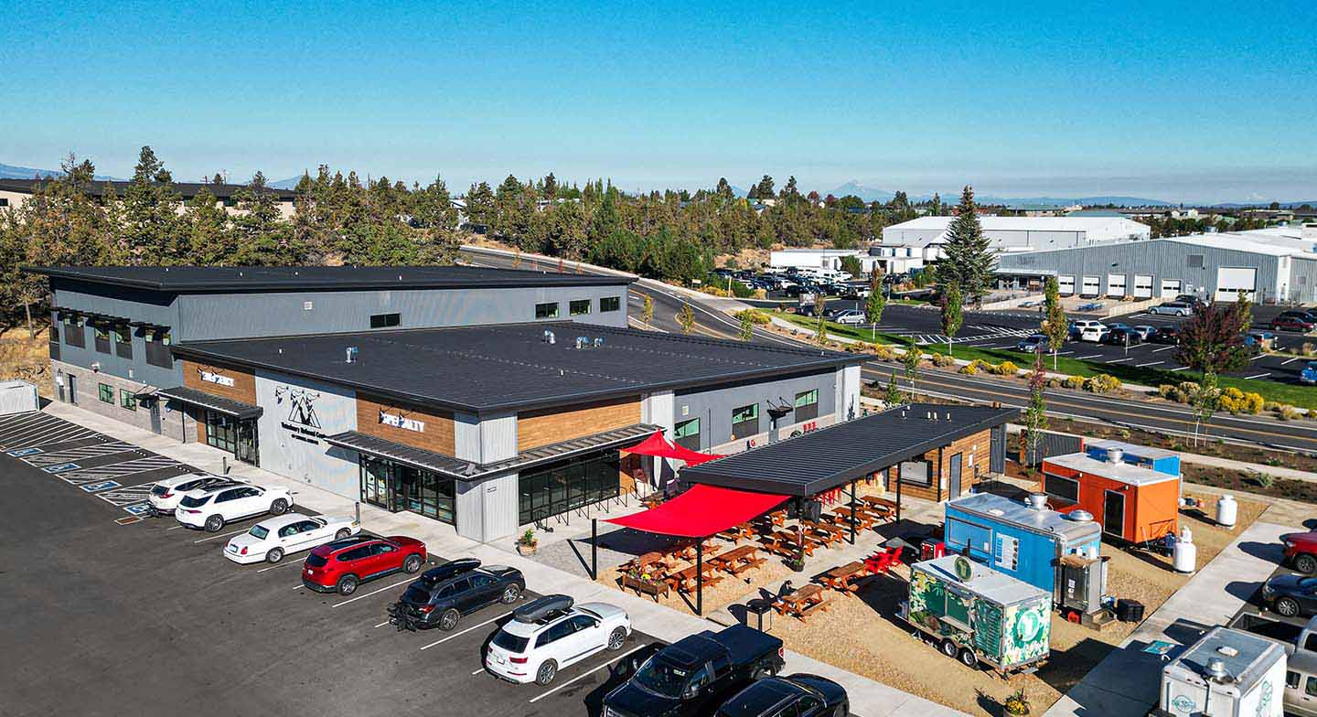 An aerial shot of the Emergency and Specialty Hospital and Ponch's Place